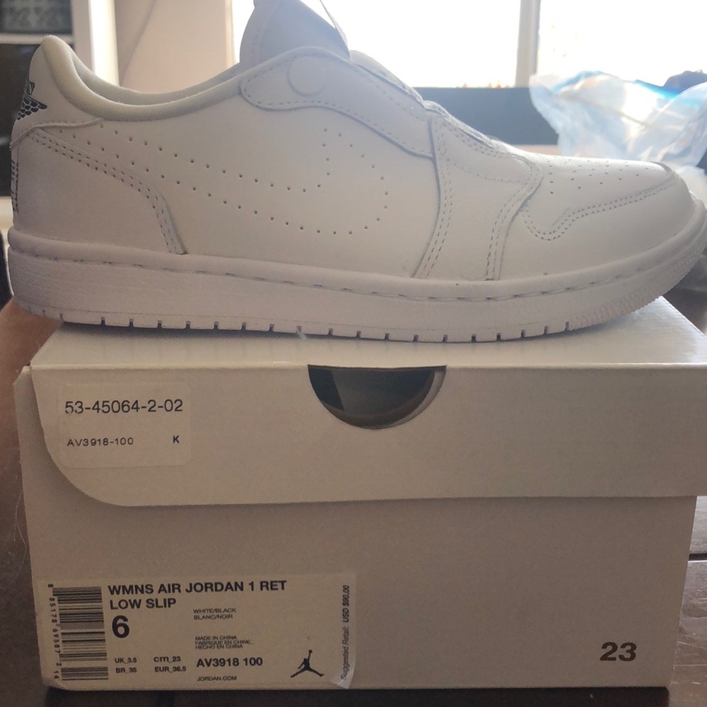 Woman’s Air Jordan 1 retro low slip, size 6